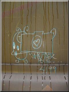 Graffiti written by Sentient Space Beings